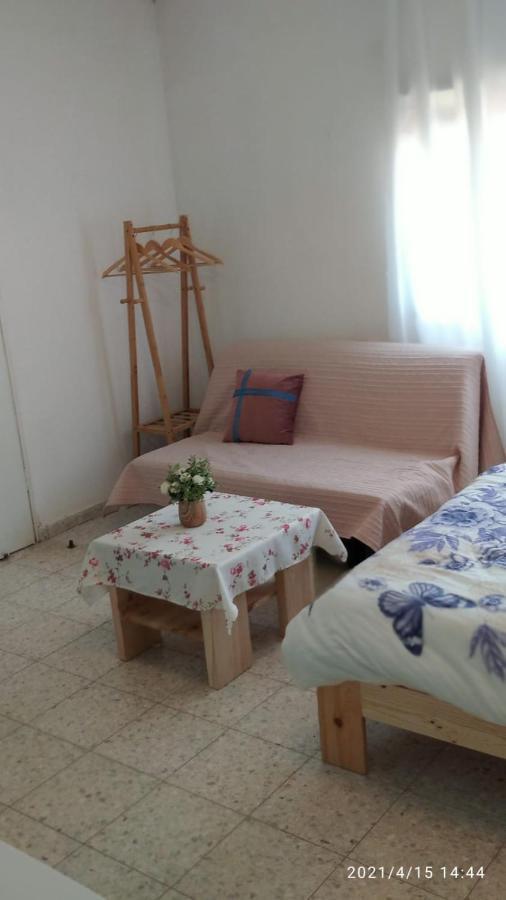 Jordan Valley One Room Apartment Menahemya Екстер'єр фото